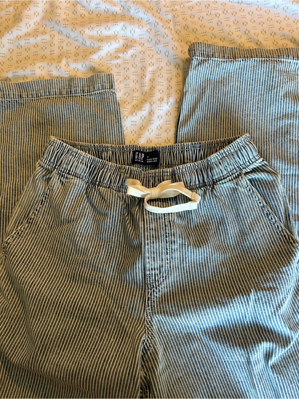 GAP Tie Pants